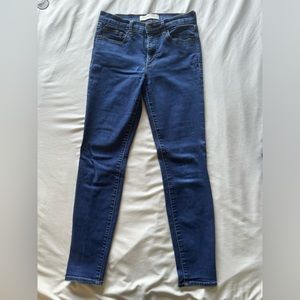 Gap 1969, True Skinny Jean, Blue/Medium Wash, Size 26S (short)